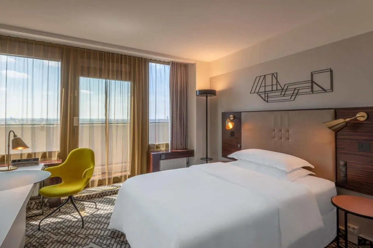 Hotel Four Points By Sheraton Munich Arabellapark