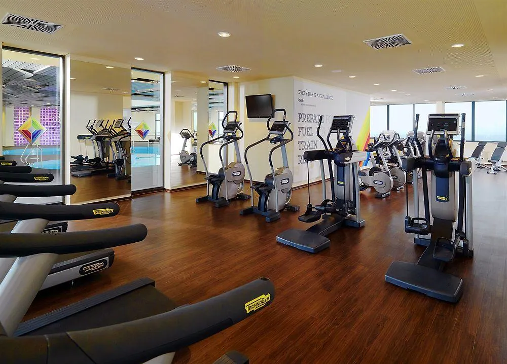 Four Points By Sheraton Munich Arabellapark Hotel