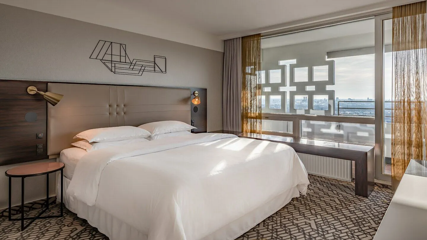 Four Points By Sheraton Munich Arabellapark Hotel